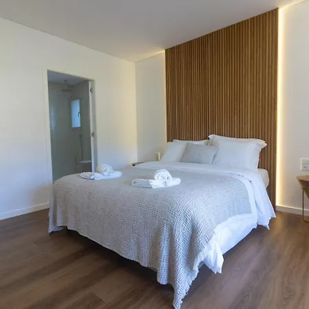 Retiro Na Montanha - *